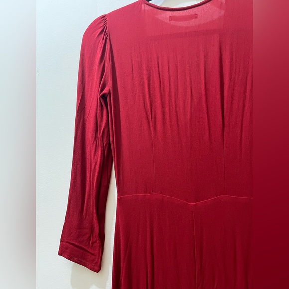 Reformation Alma Dress in Crimson, Size 2 - Picture 8 of 12